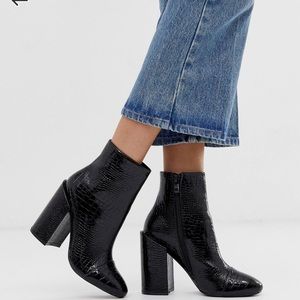 Heeled Bootie